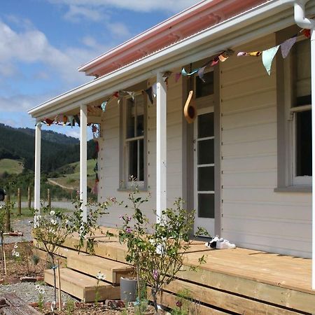 Saffron Cottage Manakau Экстерьер фото