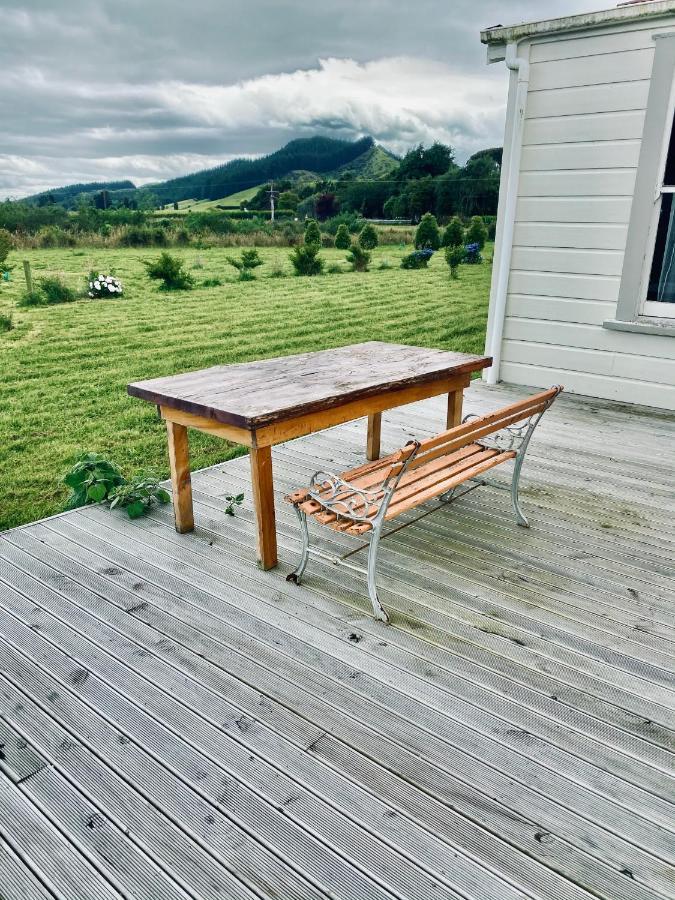Saffron Cottage Manakau Экстерьер фото